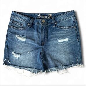 NWOT Seven7 denim jean Shorts Distressed sz 12